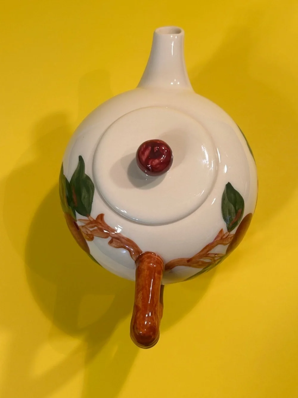 Vintage Franciscan Apple Teapot - Made in California - Old USA Stamp - Picture 3 of 9